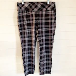 Torrid Black Plaid Ankle Skinny Leggings Size 0